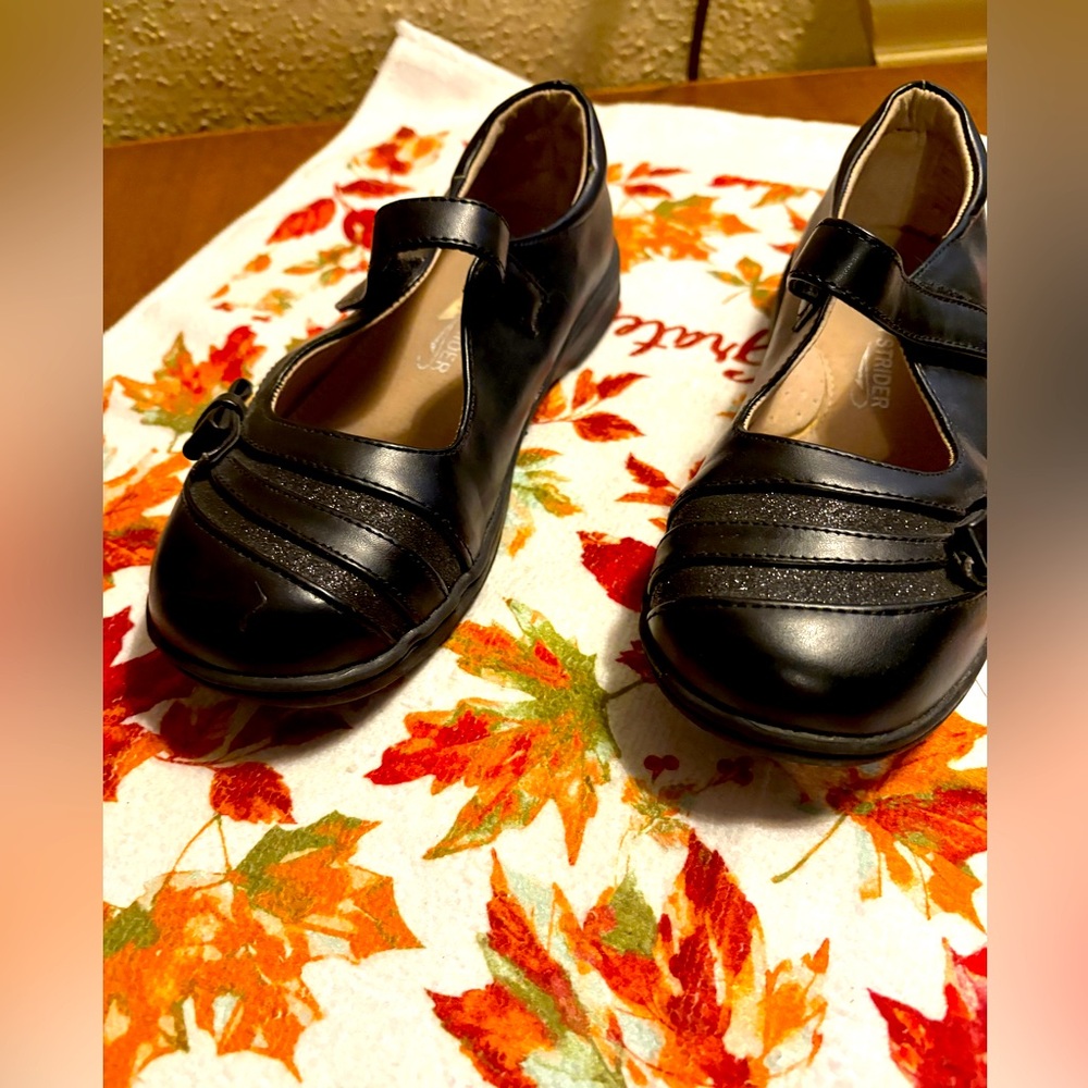 Girls Size 2 Black Easy Strider Mary Janes